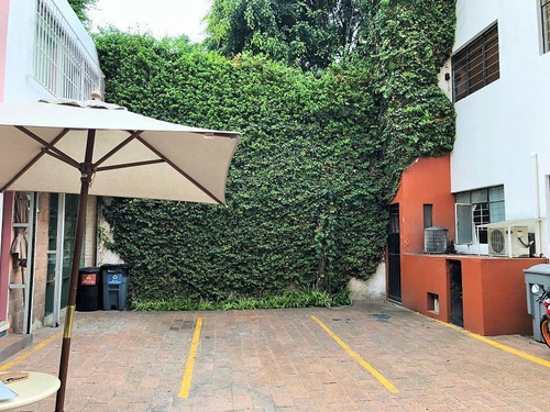 Local Comercial En Venta En Polanco Ubicado Dentro De Plaza Comercial