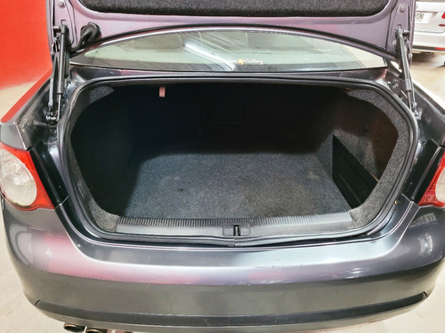 Imagen 16 de 18 de Volkswagen Vento 2.5 Advance Full Full Excelente Unidad!!!