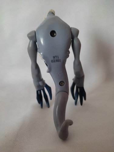 Imagen 4 de 5 de Ghostfreak Fantasmátco Alien Ben 10 Bandai