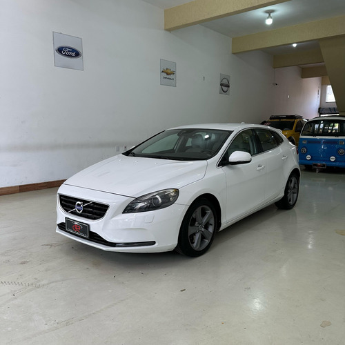 Volvo V40 2.0 T4 DYNAMIC TURBO GASOLINA 4P AUTOMÁTICO