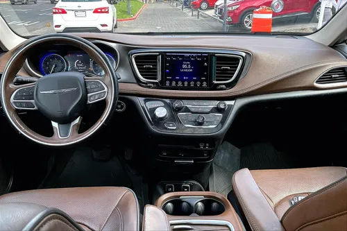 Chrysler Pacifica 2017