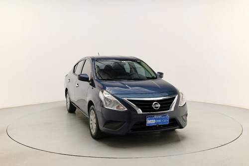 Imagen 8 de 15 de Nissan Versa Full 1.6 2017