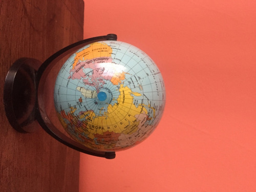Imagen 1 de 3 de Globo Terraqueo 17cm De Diametro, En Español.