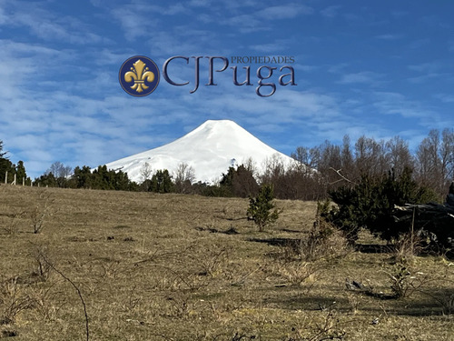 Parcela En Pucón En Venta. Amplias Vistas Al Lago Y Volcán