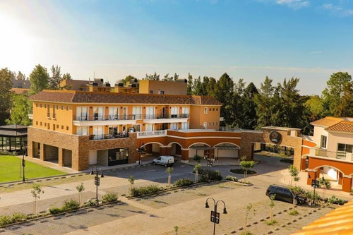 Imagen 8 de 30 de Locales Comerciales En Pueblo Caamaño