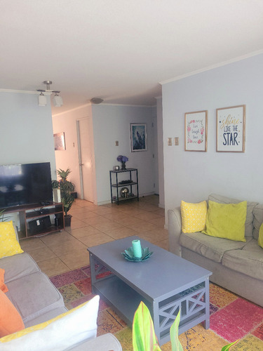 Casa Grande En Microbarrio - Excelente Sector Residencial