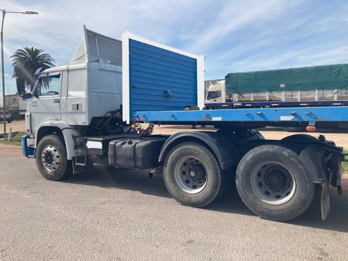 Volkswagen Titan 18-310 Tractor 6x2
