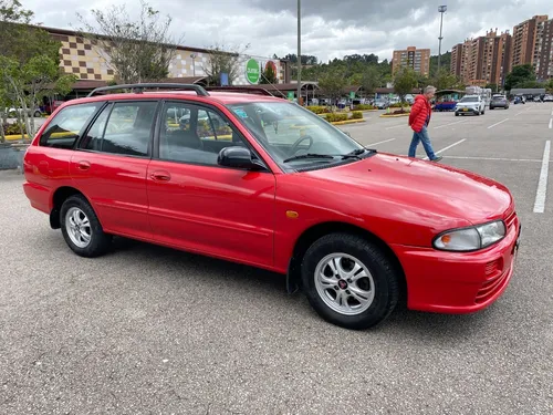 Mitsubishi Lancer 1.6 Glxi