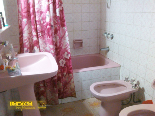 Casa 4 Amb En Venta - Aquino 6000- Loiacono Propiedades