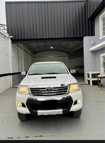 Imagen 4 de 20 de Toyota Hilux 2014 3.0 Cd Srv Limited 171cv 4x4 5at