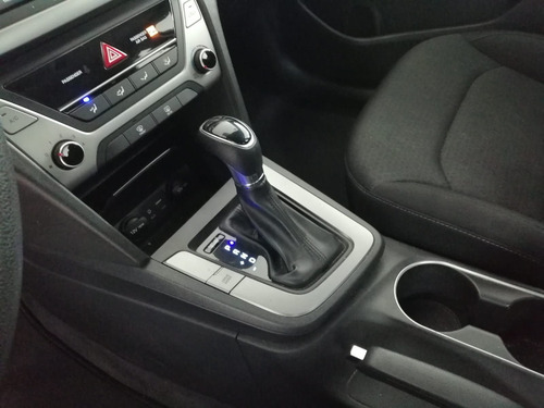 Imagen 13 de 13 de Hyundai Elantra 2018 2.0 Gls Premium At