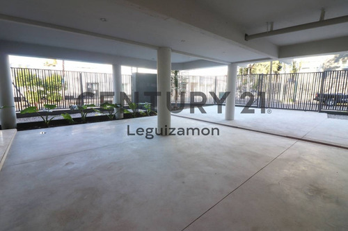 Imagen 11 de 25 de Departamento De 3 Ambientes Con Cocheras En Venta - Beccar