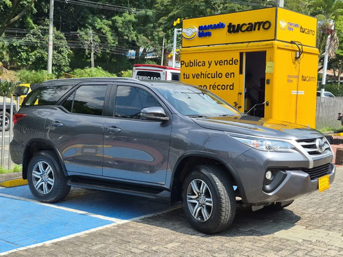Toyota Fortuner 2.7 Sw4 Street 2019