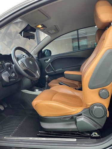 Imagen 9 de 15 de Alfa Romeo Mito 2011