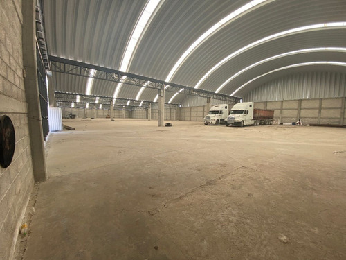 Naves Industriales En Renta, A 200m De Carretera Mex Pachuca
