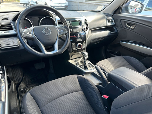 SsangYong Tivoli 1.6 4x2 At Full Tv1111