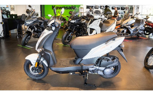 Kymco Agility 125 Scooter No Yamaha Fascino Rs 125
