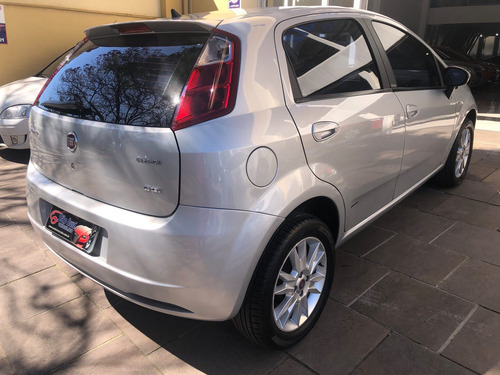 Fiat Punto 1.6 Essence 16v Flex 4p Manual