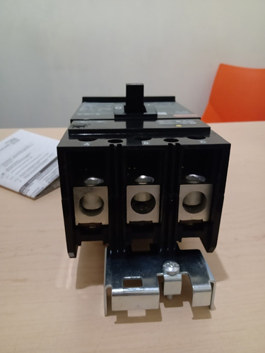 Termomagnetico I-line 125 Amp. 3 Polos 600v. Squared Ka36125
