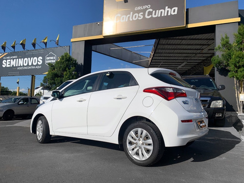 Imagem 8 de 8 de Hb20 1.0 Comfort 12v Flex 4p Manual