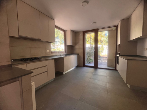 Excelente Casa En Condominio Lo Fontecilla