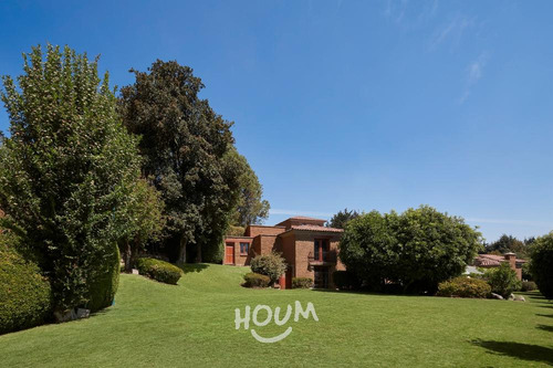 Casa En Contadero, Cuajimalpa De Morelos Con 4 Recámaras, 1300 M², Id: 153357