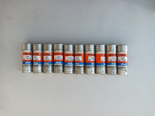 Fusible Ajt4-1/2 Times Delay 600vac Clase J Ferraz S (10pzs) (Usado)