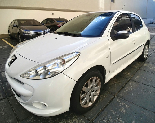 Peugeot 207 2012 1.6 16v Xs Flex 5p