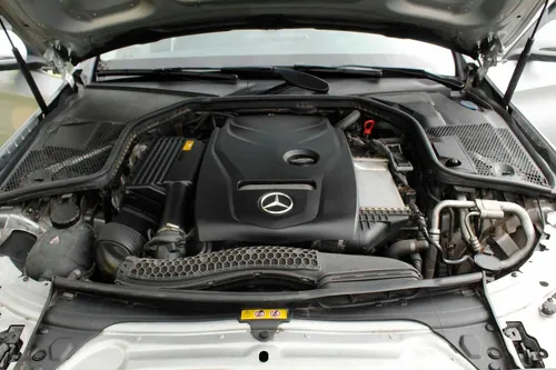 Mercedes-benz Clase C 180 Advantgarde 1.6 At Aa 4x2