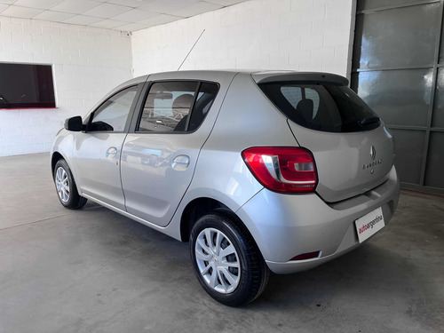 Imagen 4 de 20 de Renault Sandero 2016 1.6 Dynamique 90cv Abs Autoargentina