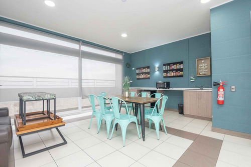 Edificio Av. María Rozas Velásquez (1 Est.) Piso 21