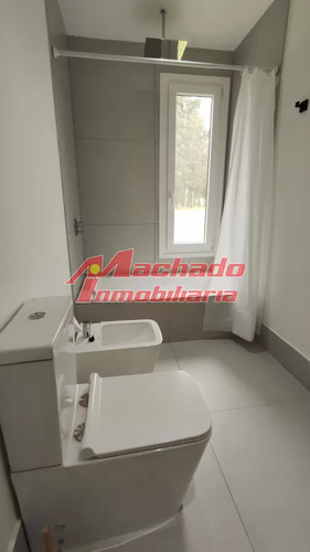 Alquiler Hermosa Casa Estilo Nórdico Sobre El Bosque En El Quijote Chacras