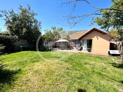 Casa En Venta De 3 Dorm. En Colina