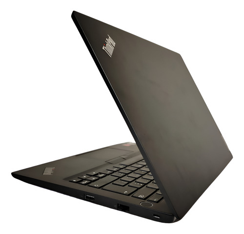Laptop Thinkpad E14 Gen 2 Con Ryzen 5, 8gb Ram, Ssd 256gb (Usado)