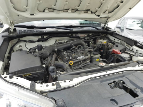 Imagen 11 de 12 de Toyota Hilux 2.7
