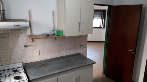 Imagen 6 de 10 de Ph En Venta En Caseros