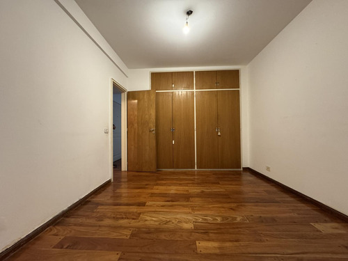 Alquiler 3 Ambientes Apto Profesional · 85m2 · Cochera