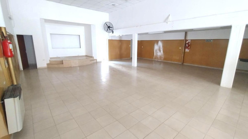Imagen 4 de 29 de Rebajado De Valor - Vendo Gran Local Comercial / Salón Usos Mult. 310 M2 Cub. - Marcos Paz Centro