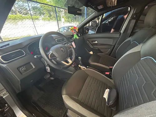 Renault Duster 1.3 Intense Cvt