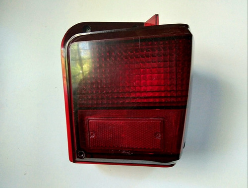 Faro Trasero Ford Belina Derecho Original