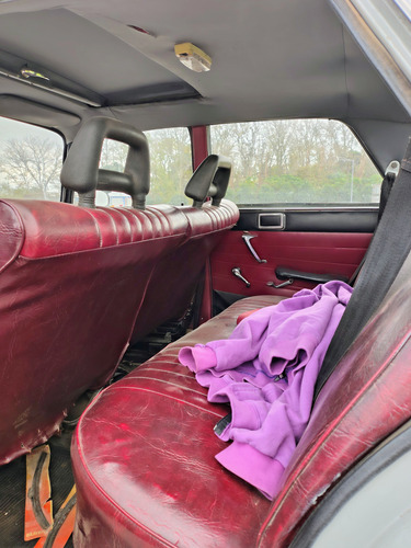 Peugeot 404