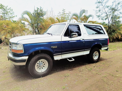 Ford Bronco 1993. Completamente Restaurada. Todo Funcionando