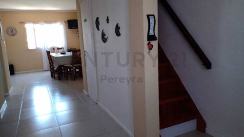 Imagen 4 de 25 de Paseo 137 E/1 Y 2 Villa Gesell, Departamento Amueblado En Venta De 2 Dormitorios