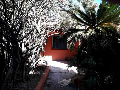 Venta Casa Esquinera 2 Dormitorios En Maldonado