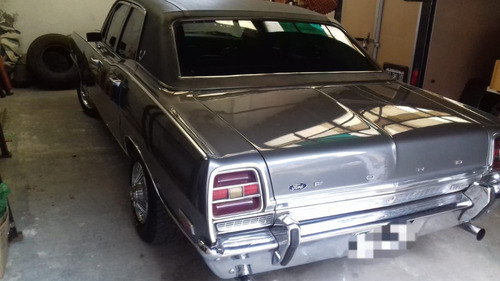 Ford Fairlane V8
