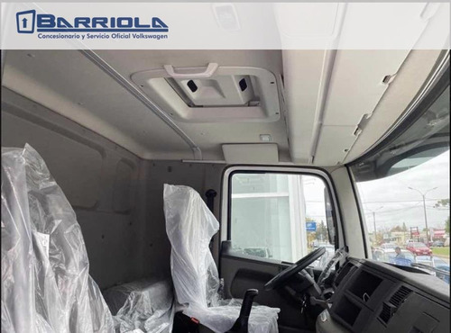 Volkswagen 24-250 Constellation 2021 0km - Barriola