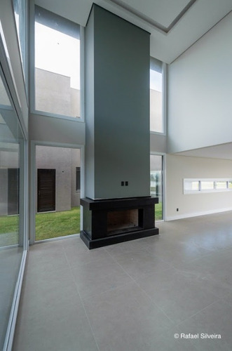 Imagem 6 de 30 de Casa À Venda Em Xangri-lá - Ca01033 - 67628152