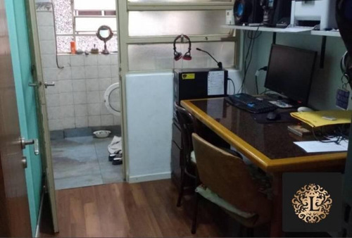 Imagen 6 de 9 de Departamento De 3 Dormitorios Con Cochera.