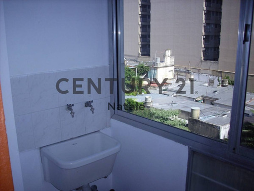 Imagen 7 de 10 de 5 Y 44. Venta Departamento + 12 Cocheras Complementarias.