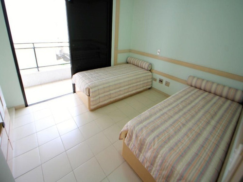 Imagem 19 de 30 de Praia Das Pitangueiras - Guarujá - Alto Padrão - Ap4140 - 34711023